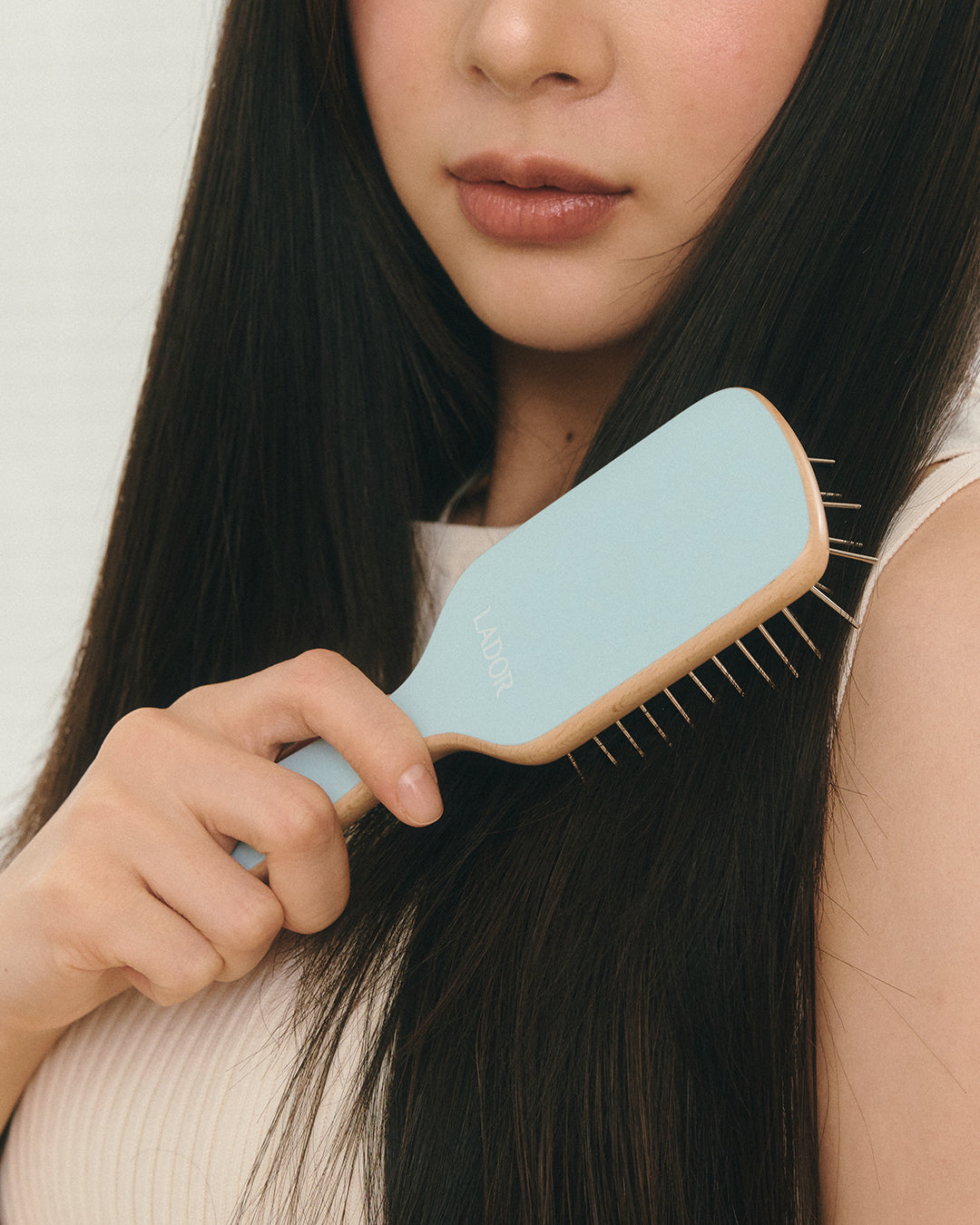 DETANGLING PADDLE HAIR BRUSH (BLUE)