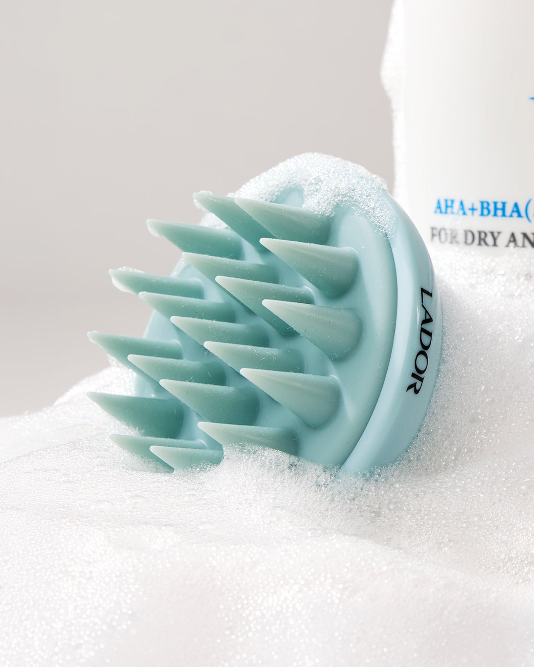 SCALP MASSAGER SHAMPOO BRUSH (BLUE)