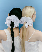 LADOR Basic Scrunchie - White